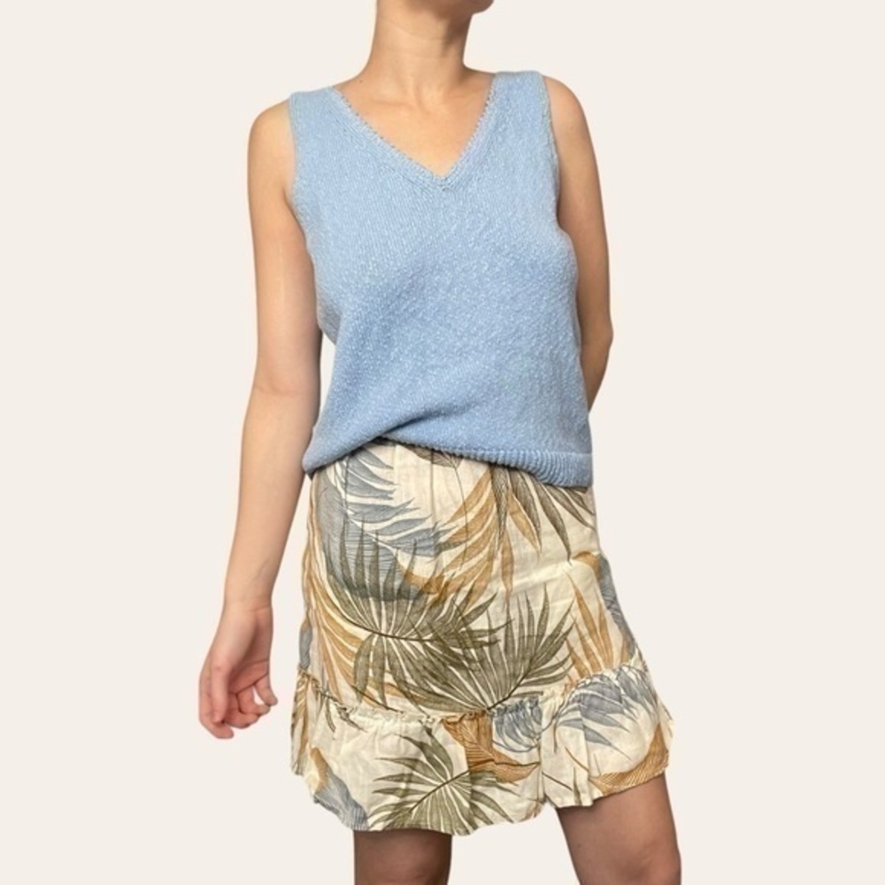 🚨 BUNDLE 5 FOR $20 🚨 Tahari Linen Floral Ruffle Hem Skirt 💕